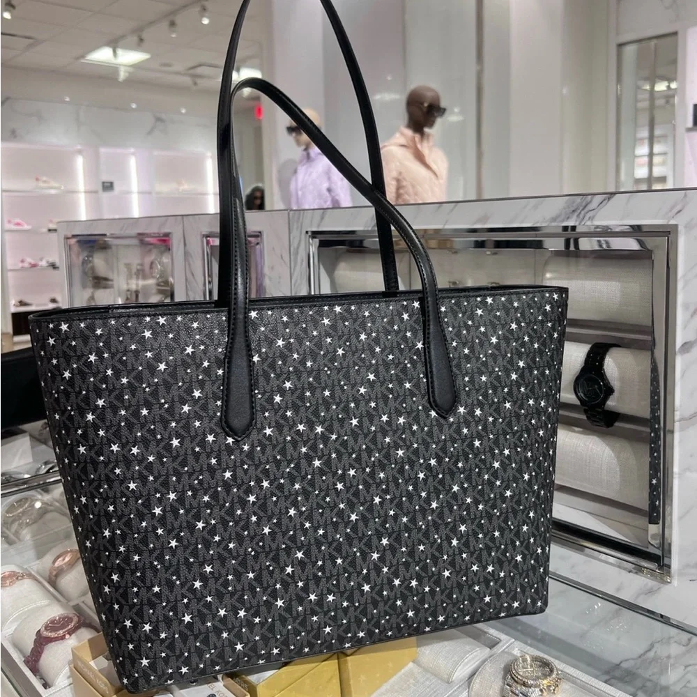 MICHAEL KORS Arden Large Printed Signature Logo Tote Bag - Picture 3 of 11